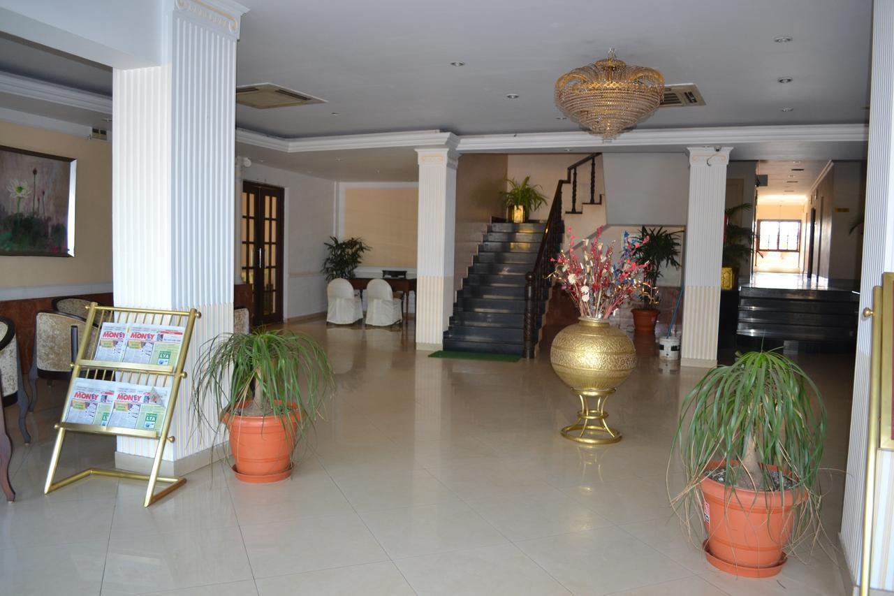 Hotel Ashish International Bhilai Extérieur photo